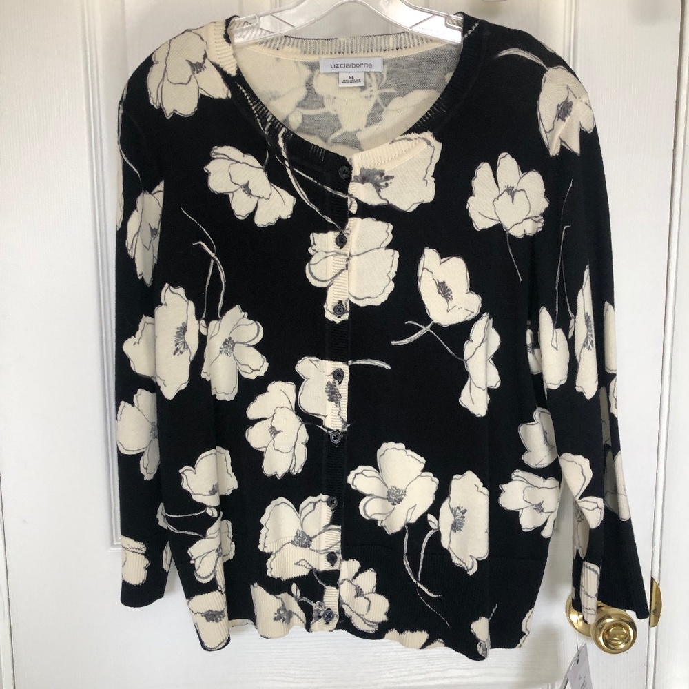 Liz Claiborne black/white botanical cardigan